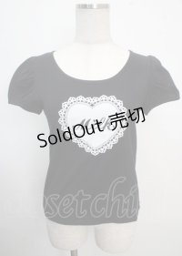MILK / ハートレースロゴフロッキーパフ袖カットソー  ブラック Y-25-03-22-029-ML-TS-SZ-ZY