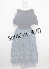 axes femme POETIQUE / ディズニーアラジン/ワンピース M 紺 Y-25-03-23-052-AX-OP-SZ-ZY