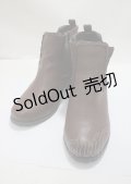 axes femme / フリルゴムサイドゴアブーツ L 茶 Y-25-03-26-043-AX-SH-SZ-ZY