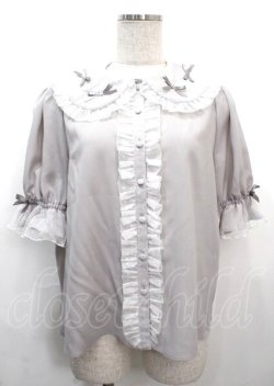 画像1: axes femme kawaii / プチリボン半袖ブラウス M グレー Y-25-03-26-051-AX-BL-SZ-OS