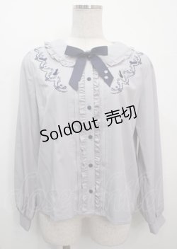 画像1: axes femme POETIQUE / キャットシルエット刺繍ブラウス M グレー Y-25-03-26-054-AX-BL-SZ-ZY