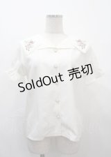 axes femme POETIQUE / ブーケ刺繍襟ブラウス M 生成り Y-25-03-26-061-AX-BL-SZ-ZY