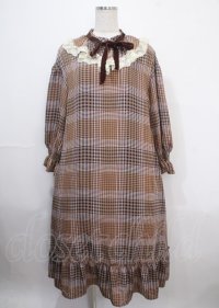 axes femme / チェックプリントロングワンピ M 茶 Y-25-03-26-142-AX-OP-SZ-ZT104