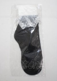 axes femme POETIQUE / レースフリルクルー丈ソックス  黒 Y-25-03-26-021-AX-ZA-SZ-ZT422