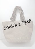 Maison de FLEUR / レースサテンフリルハンドルトートプチ F ベージュ Y-25-03-26-026-LO-BG-SZ-ZY