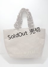 Maison de FLEUR / レースサテンフリルハンドルトートプチ F ベージュ Y-25-03-26-026-LO-BG-SZ-ZY