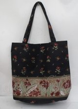 axes femme / フラワーパネル柄トートバッグ  黒 Y-25-03-26-027-AX-BG-SZ-ZY