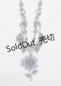 axes femme / ローズモチーフネックレス  シルバー Y-25-03-26-005-AX-AC-SZ-ZY
