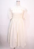 axes femme POETIQUE / シャーリングワンピース M 生成り Y-25-04-01-117-AX-OP-SZ-ZI