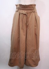 画像1: 【SALE】axes femme / 裾刺繍タック入りワイドパンツ M ベージュ Y-25-04-01-178-AX-PA-SZ-ZT235 (1)