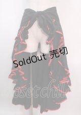 SEXY DYNAMITE LONDON / フリル巻きスカート F 黒×赤 Y-25-04-01-188-PU-SK-SZ-ZY