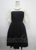 axes femme / ローズ刺繍ドッキングワンピース F 黒 Y-25-04-03-094-AX-OP-SZ-ZI
