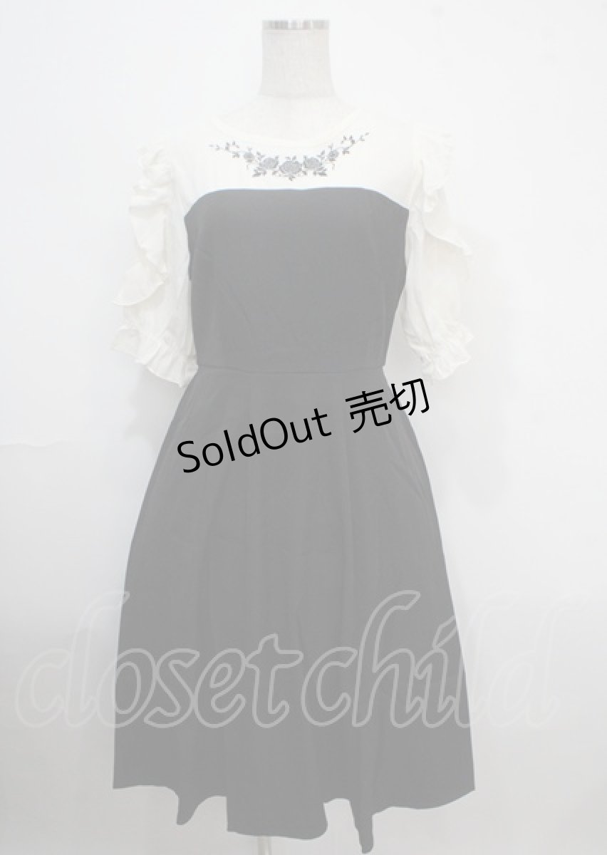 画像1: axes femme / ローズ刺繍ドッキングワンピース F 黒 Y-25-04-03-094-AX-OP-SZ-ZI (1)