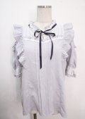 axes femme POETIQUE / レース使い肩あきフリルブラウス M サックス Y-25-04-03-010-AX-BL-SZ-ZY