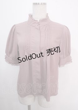画像1: axes femme / カメオブローチスタンドネック半袖ブラウス  ピンク Y-25-04-03-013-AX-BL-SZ-ZY