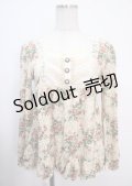 axes femme / 薔薇柄トップス  キナリ Y-25-04-03-021-AX-TO-SZ-ZY