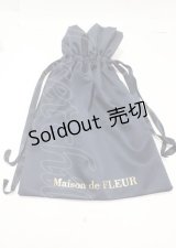 Maison de FLEUR / ロゴ入り巾着  紺 Y-25-04-03-002-LO-ZA-SZ-ZY