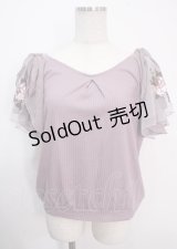 axes femme / チュール刺繍フレア袖リブプルオーバー M ラベンダー Y-25-04-03-036-AX-TO-SZ-ZY