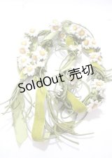 WONDERFUL WORLD / マーガレットコサージュベルト  グリーン Y-25-04-11-004-LO-ZA-SZ-ZY