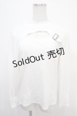axes femme / ベルトディティールトップス F 生成り Y-25-04-15-057-AX-TO-SZ-ZY