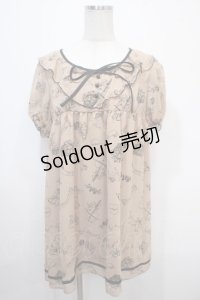 F i.n.t / エンジェル柄ワンピース F ブラウン Y-25-04-15-094-CA-OP-SZ-ZY