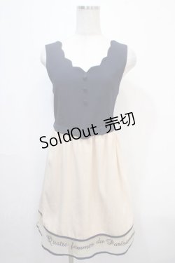 画像1: F i.n.t / 裾ロゴ刺繍ドッキングワンピース F ネイビー×ベージュ Y-25-04-15-098-CA-OP-SZ-ZS