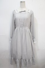 F i.n.t　HOME / はしごリボンジョーゼットワンピース  グレー Y-25-04-15-143-LO-OP-AS-ZY