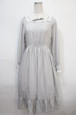 画像1: F i.n.t　HOME / はしごリボンジョーゼットワンピース  グレー Y-25-04-15-143-LO-OP-AS-ZY