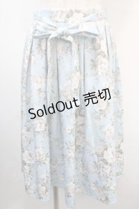 axes femme / ローズ柄フレアミディスカート  サックス Y-25-04-15-165-AX-SK-SZ-ZY