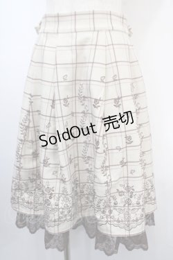 画像1: axes femme / リボン付パネル刺繍スカート  ベージュ Y-25-04-15-170-AX-SK-SZ-ZT139