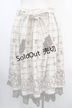 画像2: axes femme / リボン付パネル刺繍スカート  ベージュ Y-25-04-15-170-AX-SK-SZ-ZT139