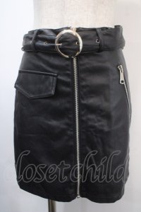 REFLEM / フェイクレザーZIPデザイン変形スカート F ブラック Y-25-04-15-178-PU-SK-SZ-ZY