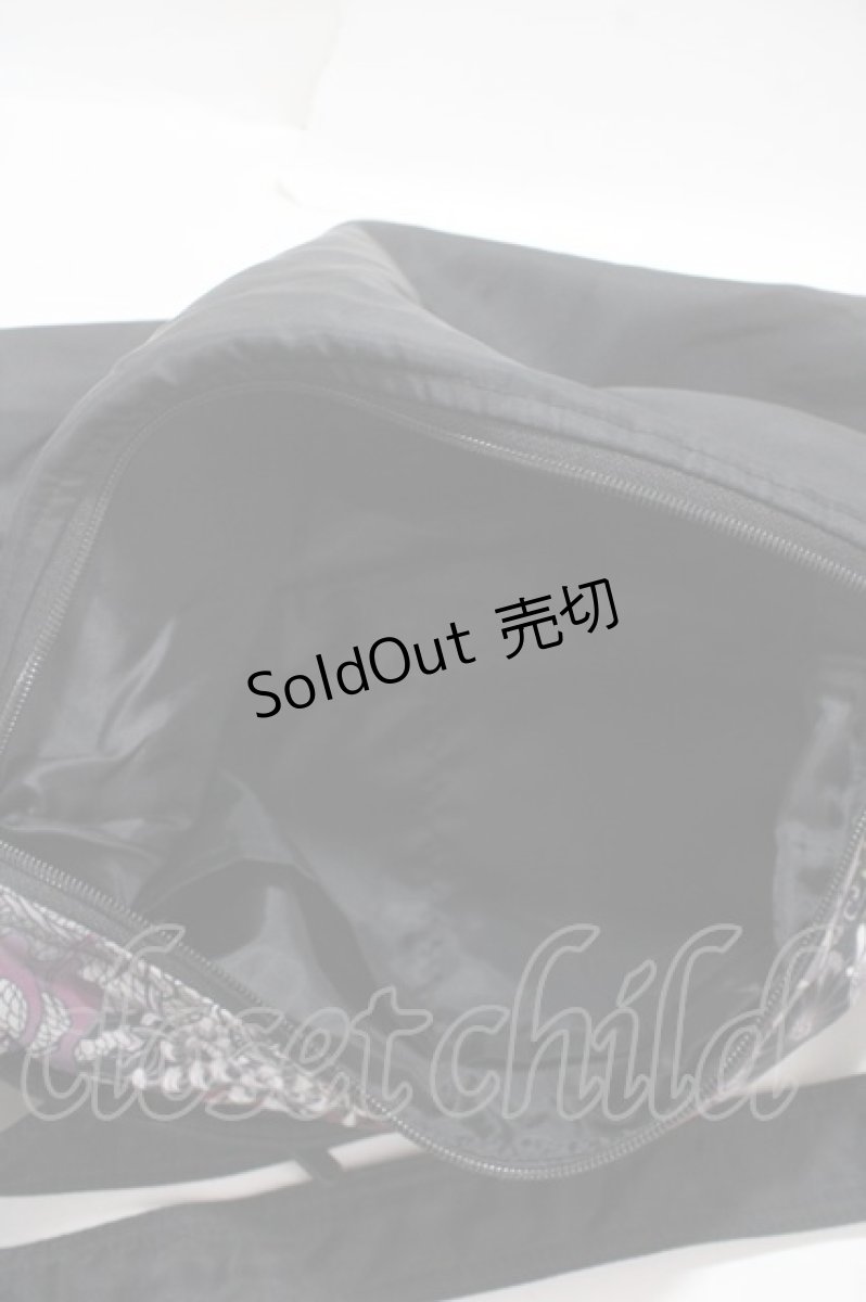 画像3: 【SALE】Qutie Frash / 和柄ナイロンショルダーバック  黒 Y-25-04-15-003-QU-BG-SZ-ZTK021 (3)