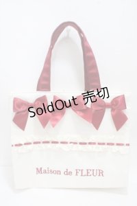 Maison de FLEUR / ガトーフレーズスクエアトートバッグ  アイボリー Y-25-04-17-076-LO-BG-SZ-ZY