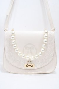 axes femme / パールハンドルバッグ  アイボリー Y-25-04-17-078-AX-BG-SZ-ZY