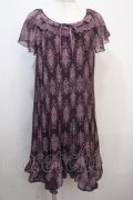 axes femme / アラベスク柄プリーツシフォンワンピース M 紫 Y-25-04-20-076-AX-OP-SZ-ZI