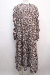 axes femme / 小花柄ティアードワンピース LL 茶 Y-25-04-20-106-AX-OP-SZ-ZT138