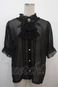 axes femme / カメオ×ジャボブローチ付ブラウス F 黒 Y-25-04-20-015-AX-BL-SZ-ZY