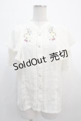 axes femme / ミックスフルーツ刺繍ブラウス  キナリ Y-25-04-21-032-AX-BL-SZ-ZY