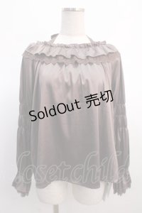 axes femme / ギャザーデザインサテンブラウス F 茶 Y-25-04-21-041-AX-BL-SZ-ZT175