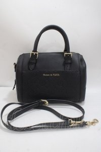 Maison de FLEUR / モノグラムポケットボストンショルダーバッグ F ブラック Y-25-04-23-005-LO-BG-SZ-ZY
