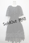 axes femme / ケープ風レースティアードワンピース F 黒 Y-25-04-23-125-AX-OP-SZ-ZY
