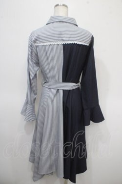 画像2: axes femme / 薔薇刺繍バイカラーワンピース M 紺 Y-25-04-26-067-AX-OP-SZ-ZY