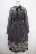 axes femme / レース柄プリントワンピース M 黒 Y-25-04-26-074-AX-OP-SZ-ZY
