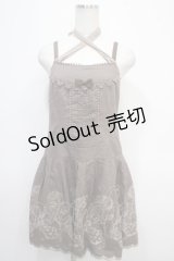 Emily Temple cute / バラ&ウサギラメ刺繍ローウエストノースリーブワンピース  ブラウン Y-25-04-26-093-ET-OP-SZ-ZY