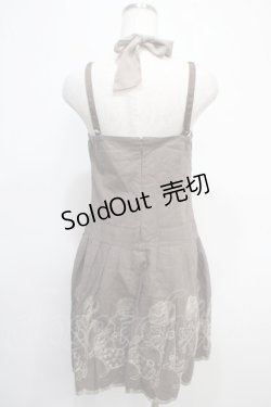 画像2: Emily Temple cute / バラ&ウサギラメ刺繍ローウエストノースリーブワンピース  ブラウン Y-25-04-26-093-ET-OP-SZ-ZY