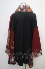 画像2: Qutie Frash / 着物袖ロングカーディガン  黒×赤 Y-25-04-28-042-QU-JA-SZ-ZY (2)