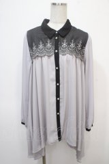 axes femme / ヨーク刺繍イレヘムチュニック F グレー Y-25-04-28-016-AX-TO-SZ-ZI
