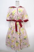 axes femme / レモン×タイル柄セーラーワンピース  赤 Y-25-04-28-023-AX-OP-SZ-ZY