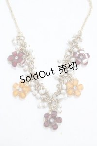 axes femme / お花モチーフネックレス  ゴールド Y-25-04-30-012-AX-AC-SZ-ZY